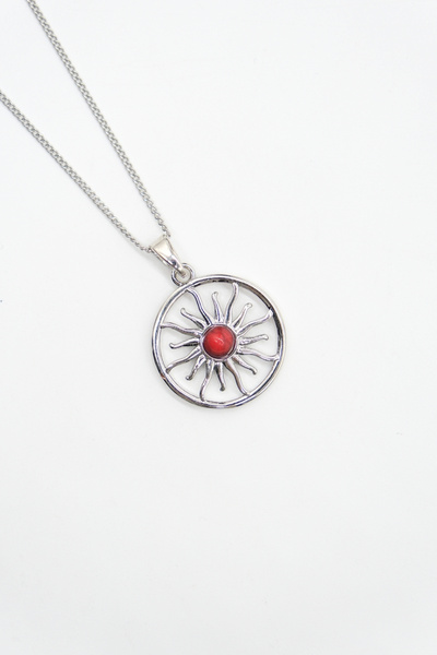 TAKIBOX Burgundy Stone Sun Necklace