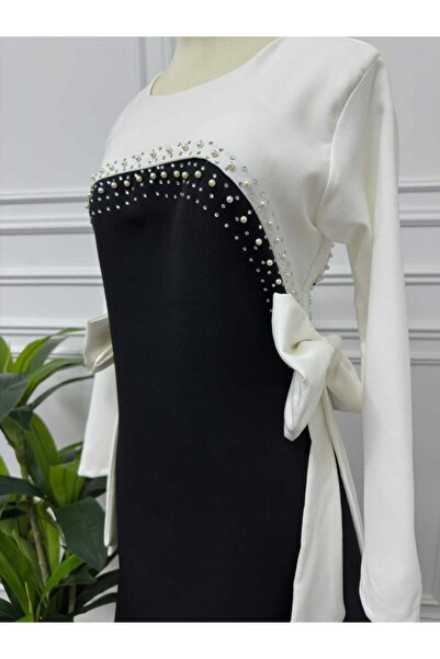 Riva Black and white dress