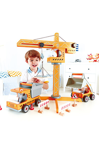 Hape Wooden toy for children - Elevator with crane, children age 3 years+, 6 years+