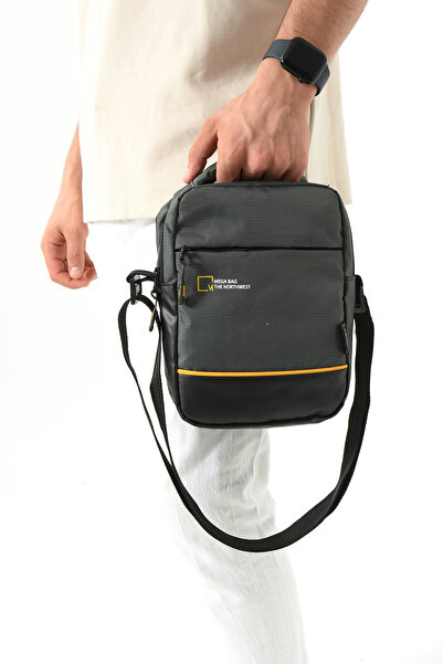 MEGA THE NORTHWEST Outdoor Series Ultra High Volume Water Repellent Impermeable Fabric Men's Crossbody Bag