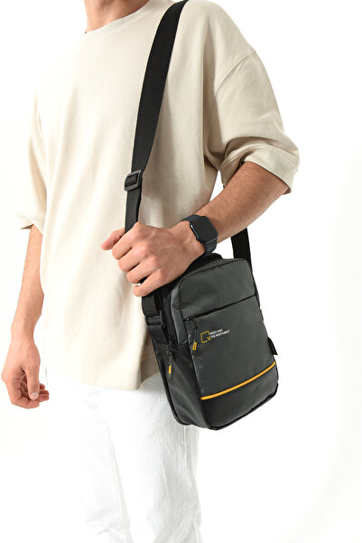 MEGA THE NORTHWEST Outdoor Series Ultra High Volume Water Repellent Impermeable Fabric Men's Crossbody Bag