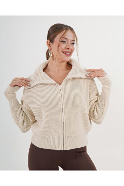 VELZANA Beige Zipper Cardigan