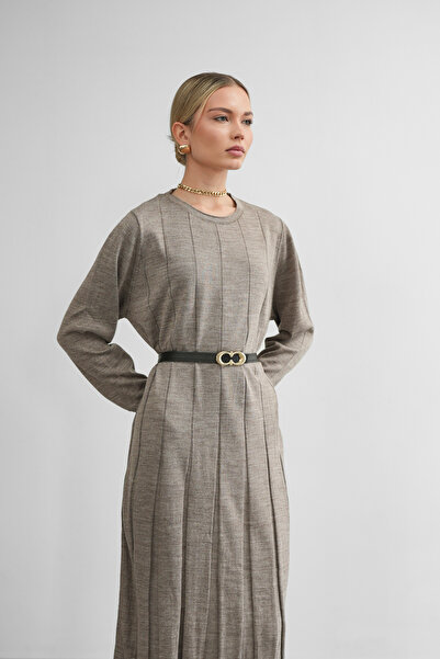 Molly Nelly Γυναικείο πλεκτό μακρύ φόρεμα με διάτρητη ζώνη