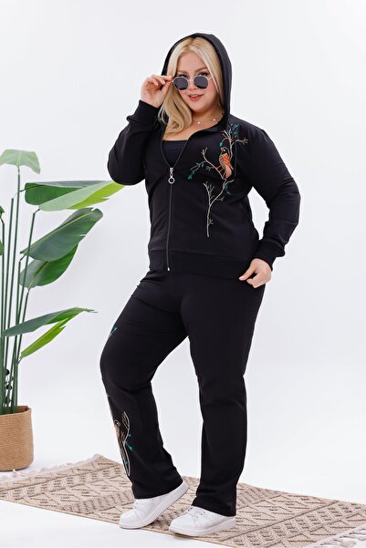 Siyezen Plus Size Bird Embroidery and Beading Suit