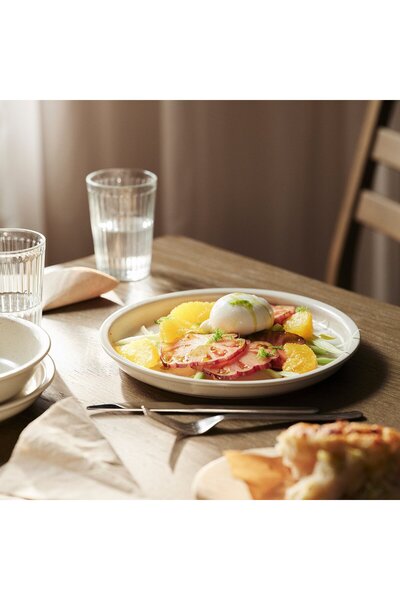 IKEA DAGGASTER Plate, dotted/light beige, 26 cm