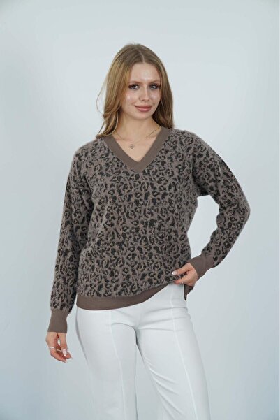 AGORATEKSTİL Γυναικείο πλεκτό πουλόβερ με λεοπάρ σχέδιο με λαιμόκοψη σε σχήμα V