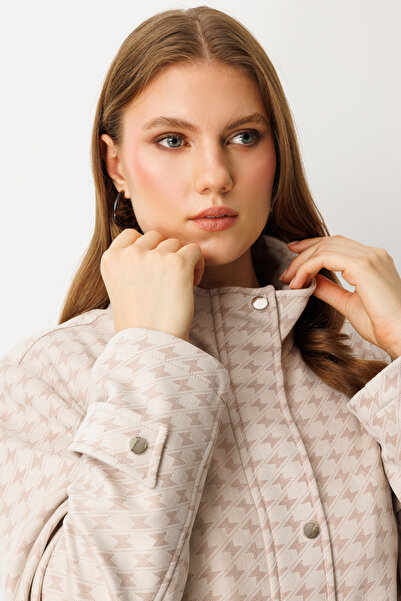 Ekol Women's Plus Size Elastic Waist Houndstooth Patterned Trench Coat 7541 Sand