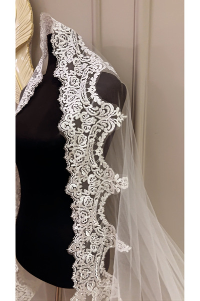 Merve Fransız güpür dantel duvak