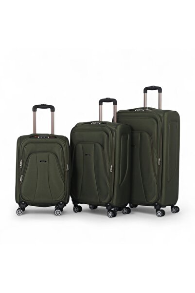 CAPATAN 3-piece canvas luggage set. The bags feature a practical design that's suitable for a variety of trips.