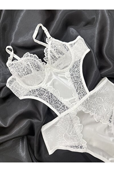 İNKO İÇ GİYİM Κορμάκι με κεντημένο σατέν με λεπτομέρεια και έξι κουμπώματα