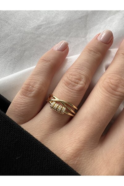 Petra Jeweils خاتم ذهبي بتفاصيل حجرية حلزونية