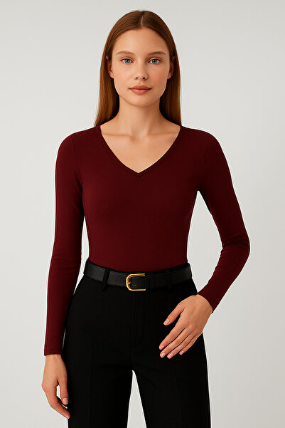 glanour Vínová žebrovaná halenka s výstřihem do V a dlouhým rukávem