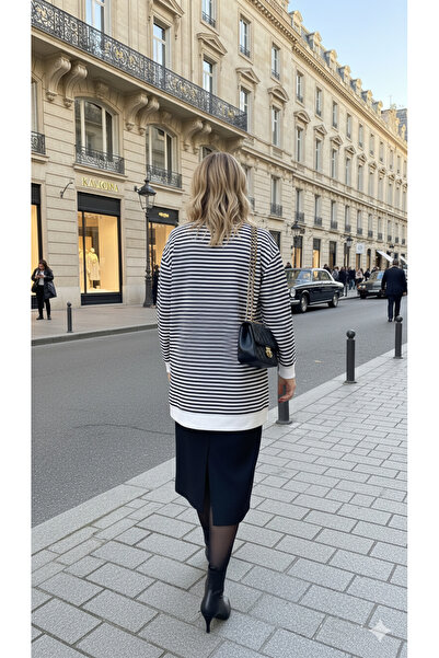 Moodbasic Metal Button Tunic