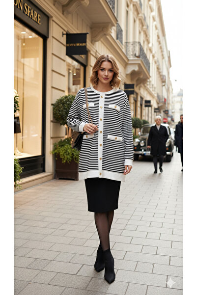 Moodbasic Metal Button Tunic