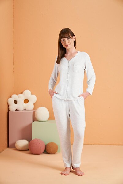 PJS Women's V-Neck Buttoned Pocket Lace Detailed Long Sleeve Pajama Set