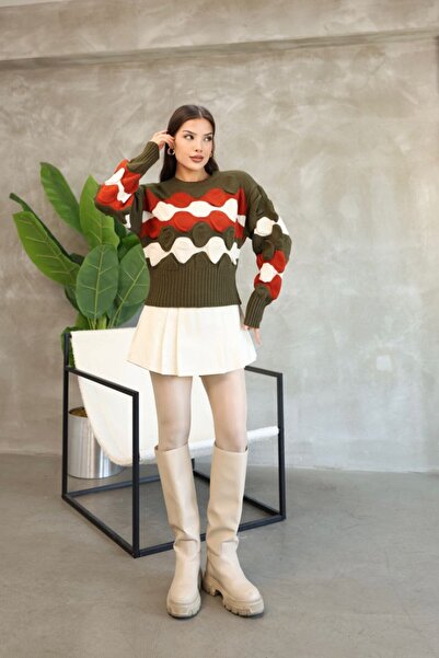 LADY HAZAL Khaki Crew Neck Cropped Soft Textured Patterned Knitwear Hijab Sweater