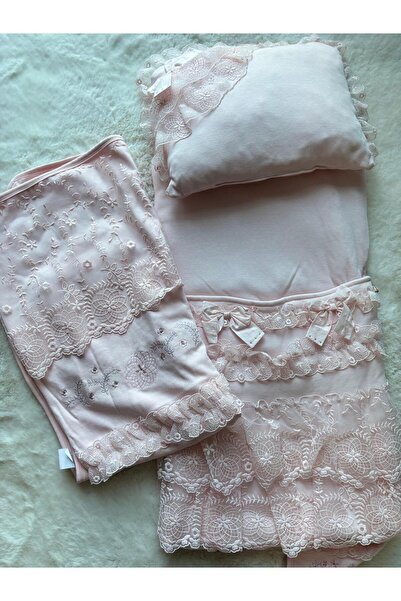 Caramell Altaçma with Laced Blanket