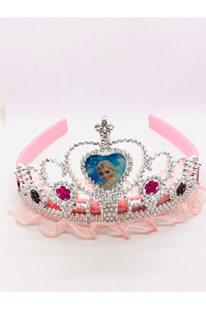 İnDerin Coroana Elsa pentru fetiță