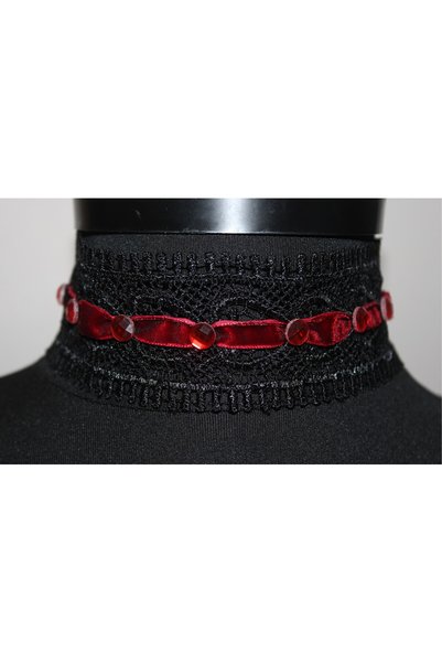 Mournbelle Taş Detaylı Kadife Şeritli Dantel Choker