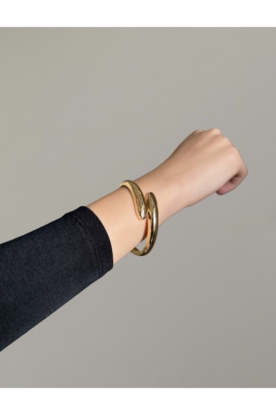 BK Bags & Accessories Gold Trend Cross Drop Curved Steel Bracelet