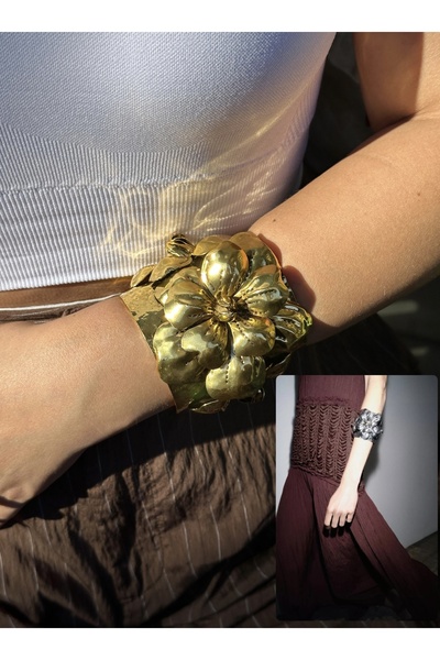 Unzilee سوار مشبك ذهبي اللون أنيق للغاية من ماركة زيرا