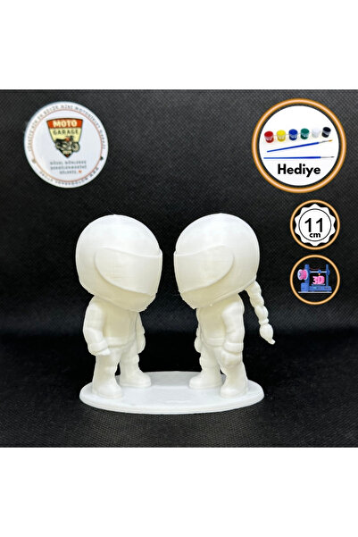 MotoGarage 3D Motorcu Çift Figür 1:18 – Kadın & Erkek Biblo/Maket (11 cm) + B...