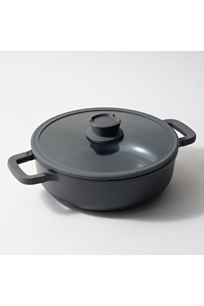 Berghoff aluminum two handle saute pan 28cm, black