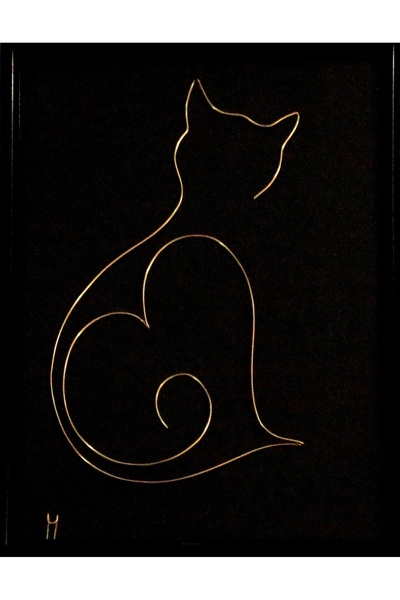 Arta Sarmei Pisica iubita, sculptură din sârmă continuă aurie