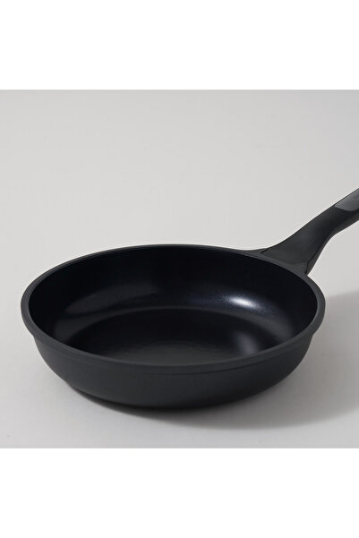 Berghoff aluminum frying pan 24cm, black