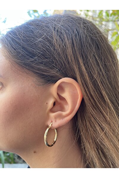 TUĞÇE TURAP Altın Renk 14K Çelik Desenli Halka Küpe 2’li– Kararmaz, Suya Dayanıklı