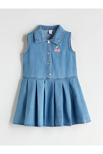 LC Waikiki Gömlek Yaka Nakışlı Kız Çocuk Jean Elbise