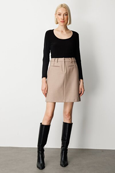 Ekol Aksesuar Detaylı Mini Kaşe Etek