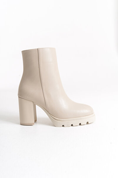 SİNAYN MODA KADIN BEJ CİLT YUVARLAK BURUNLU KALIN TOPUKLU DÜZ BOT