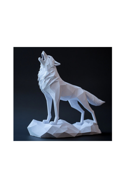 TSC Uluyan Kurt mini Oyuncak Figür Heykel 12CM