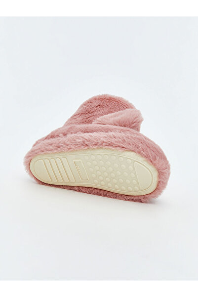 LC Waikiki Timeless Store: Timeless Recommendations |   Baby Girl Plush House Boots