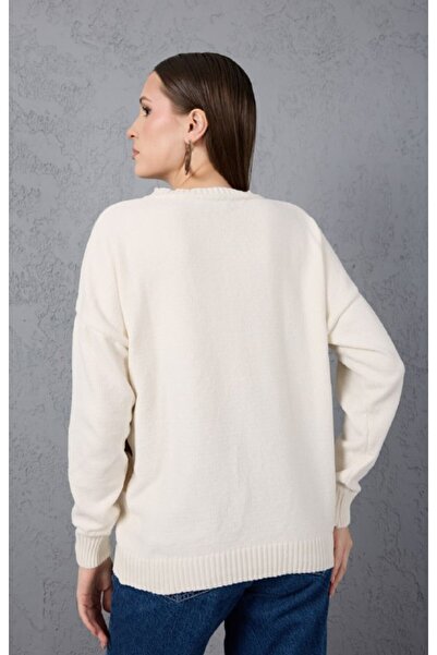 Coşkun GİYİM Women's Crew Neck Chenille Velvet Color Block Sweater Ekru 11809