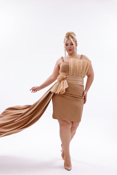 BDM Exclusive Krep Drapeli Tek Taraf Uzun Kuyruklu Büyük Beden Abiye Elbise