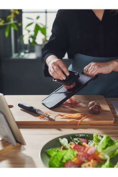 IKEA Slicing Apparatus and Idealisk Stainless Steel Grater