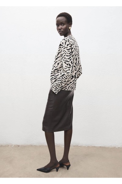 MANGO Woman Hayvan desenli triko kazak