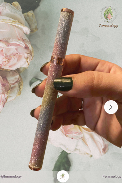 Femmelogy Kristal Kapaklı Simli Likit Eyeliner - Suya Dayanıklı Akmayan Yoğun Siyah İnce Keçe Uçlu