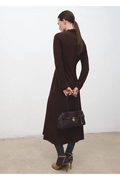 MANGO Woman Büzgülü drape yaka elbise