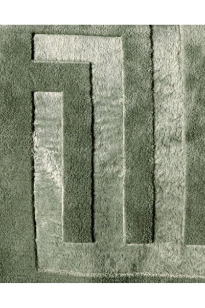 Madame Coco Clementine Mink Emboss Double Blanket - Khaki