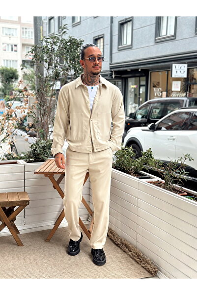 manch collection طقم قميص وبنطلون منقوش ذاتيًا باللون الكريمي