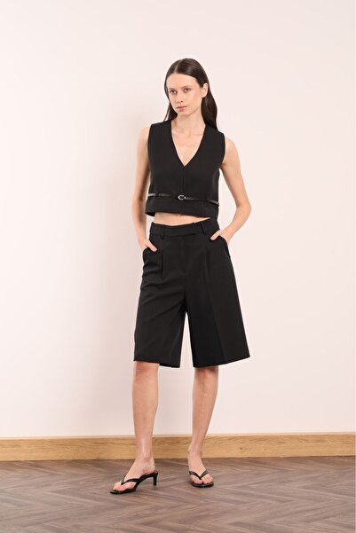 AYSHAN Black Pleated Comfortable Shorts