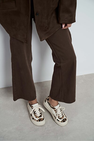 NİŞANTAŞI SHOES Galaxy Bej Mat Leo Hakiki Deri Süet Detay Bağcıklı Kadın Günlük Ayakkabı