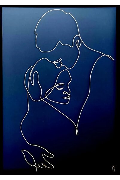 Arta Sarmei Indragostiti, sculptură din sârmă continuă aurie