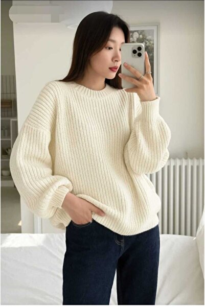 trikomode Ecru Crew Neck Oversize Women's Knitwear Sweater