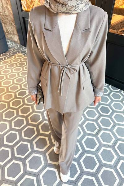 Melike Tatar Σετ με μπουφάν με επένδυση από πολυβισκόνη 32-3300