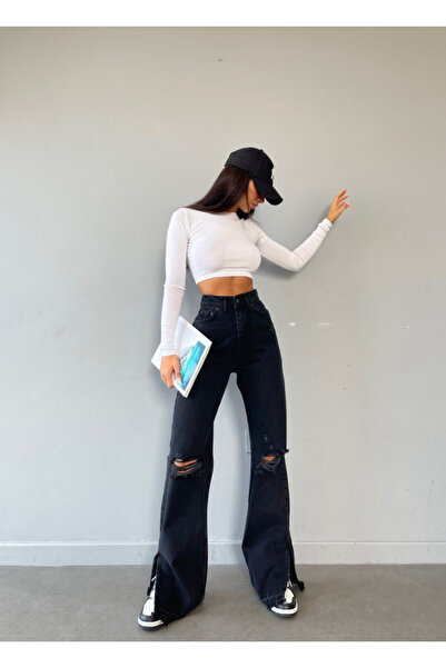 ADAMODA.RO Flared jeans with rips and raw hem