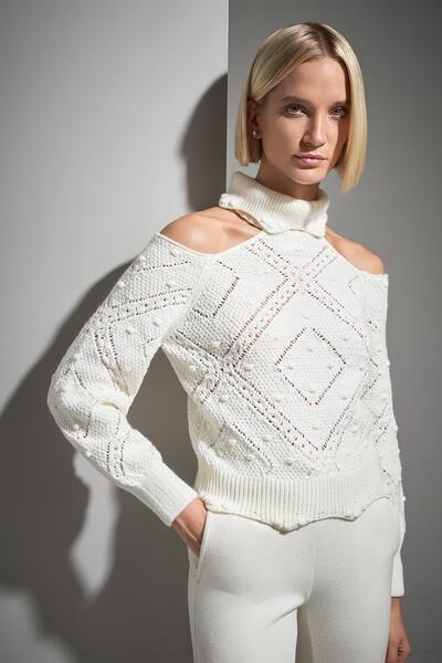 JOIN US Cut Out Detailed Ecru Knit Sweater
